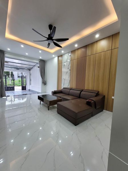 BÁN NHÀ 3 TẦNG KDC BỜ AO SƯ PHẠM CŨ, QUANG TRUNG TP THÁI NGUYÊN
