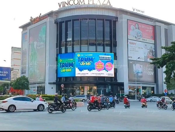 Cho thuê nhà trệt lầu 4,5 triệu, cọc 1 tháng- gần Vincom Hùng Vương