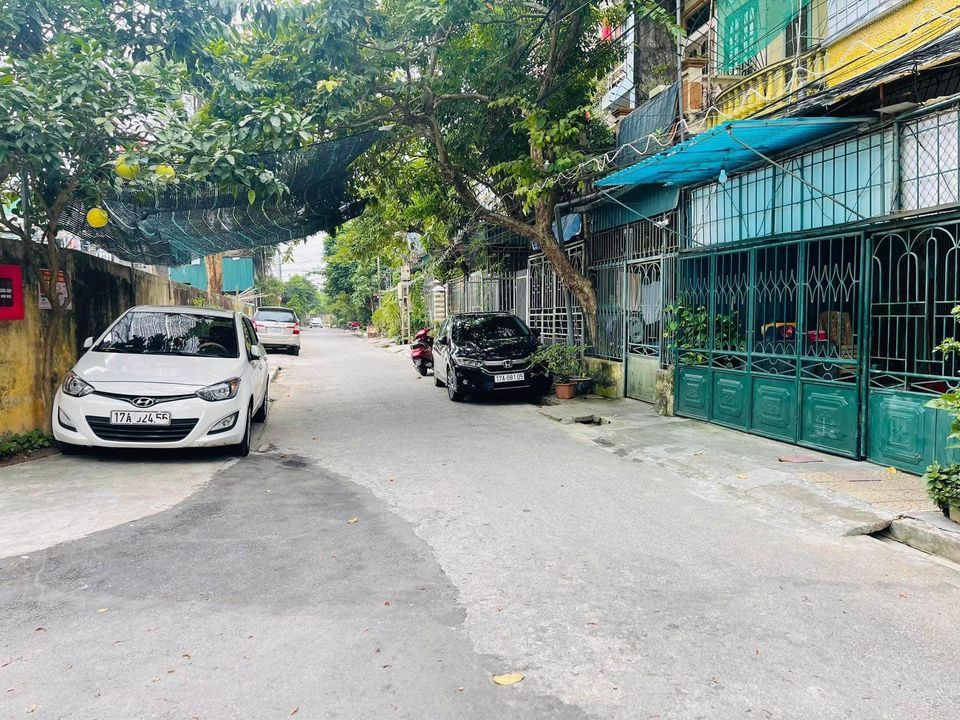 Bán căn nhà 5 tầng trung tâm phố thuộc phường quang trung thành phố thái bình