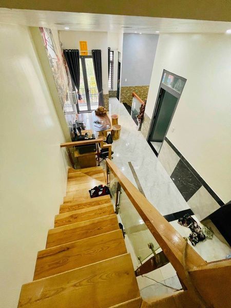 Cho Thuê Nhà 1 trệt 1 lầu giá chỉ 5,5tr gần đại học công nghệ đồng Nai , gần ngã tư Nguyễn Khuyến