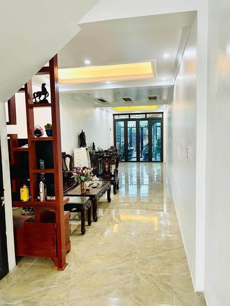Bán căn nhà 5 tầng trung tâm phố thuộc phường quang trung thành phố thái bình