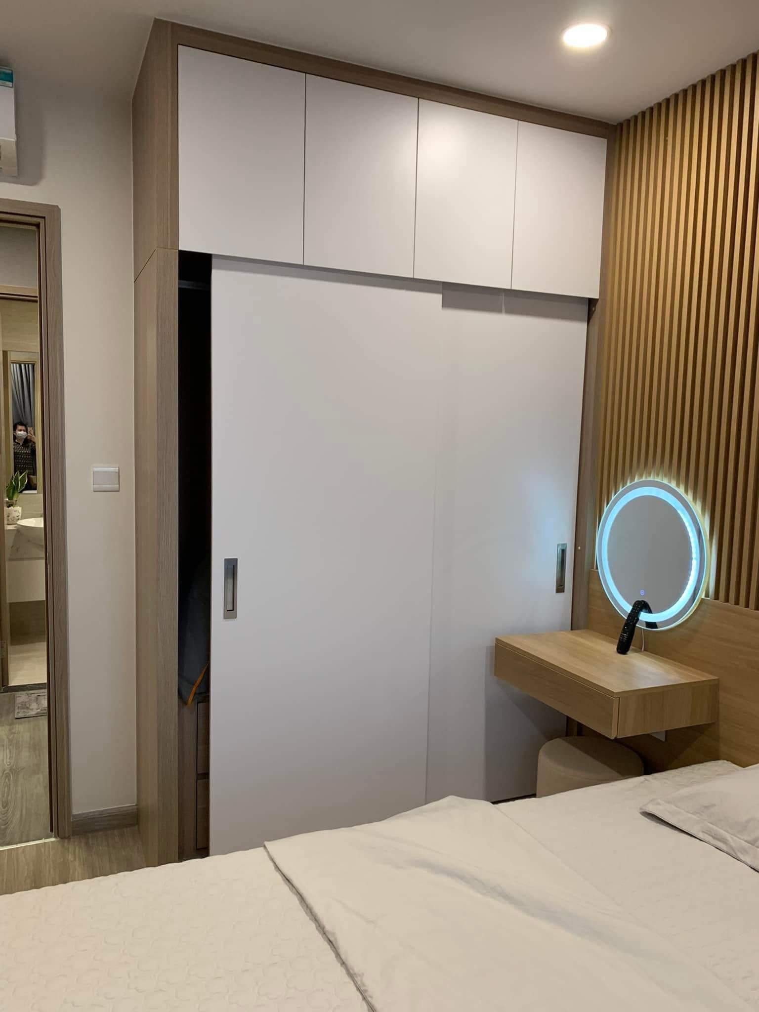 Cho thuê căn hộ 1 phòng ngủ 46 m2- full nội thất chỉ cần xách vali vào ở luôn Vinhomes New Center
