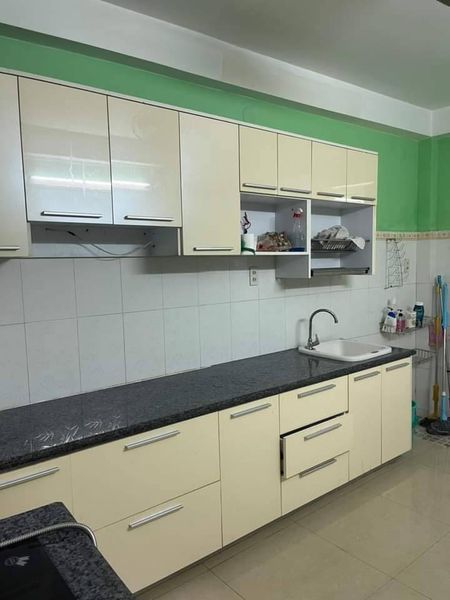 CHO THUÊ NHÀ NGUYÊN CĂN 1 TRỆT 2 LẦU. MẶT TIỀN HÙNG VƯƠNG.