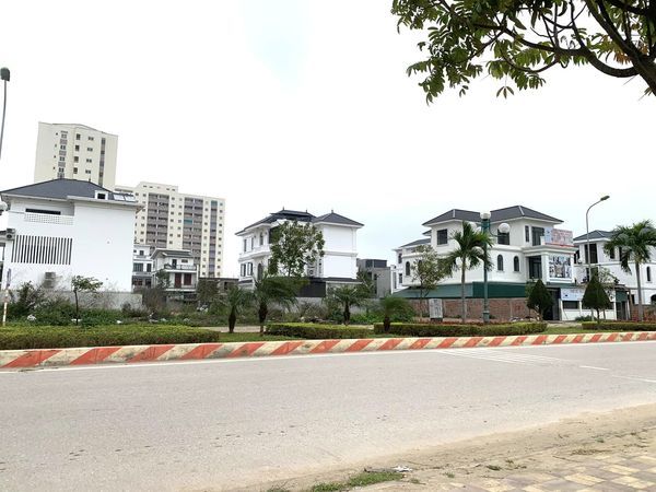 Sang nhượng nhà xây thô Khu Đô Thị Hồ Sen Đông Vệ TP Thanh Hoá