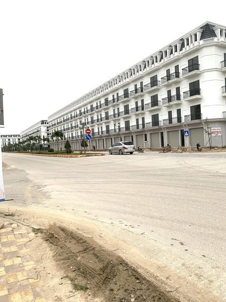 Sang nhượng nhà xây thô Khu Đô Thị Hồ Sen Đông Vệ TP Thanh Hoá