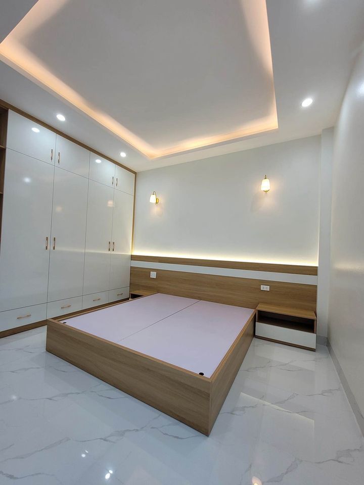 BÁN NHÀ 3 TẦNG KDC BỜ AO SƯ PHẠM CŨ, QUANG TRUNG TP THÁI NGUYÊN