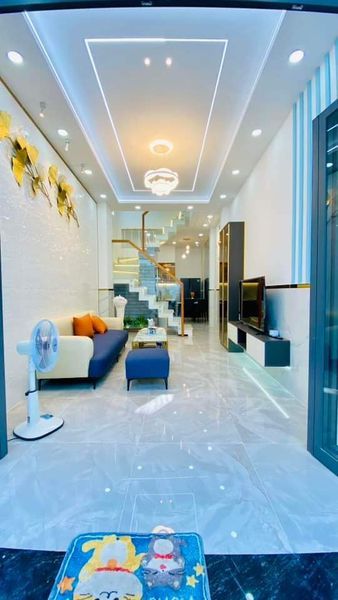 NGỘP VỐN NGÂN HÀNG CHÚ HAI CẦN BÁN CĂN NHÀ QUẬN GÒ VẤP - P. 17 - 75m2, GIÁ CHỈ 2 TỶ 700 TRIỆU