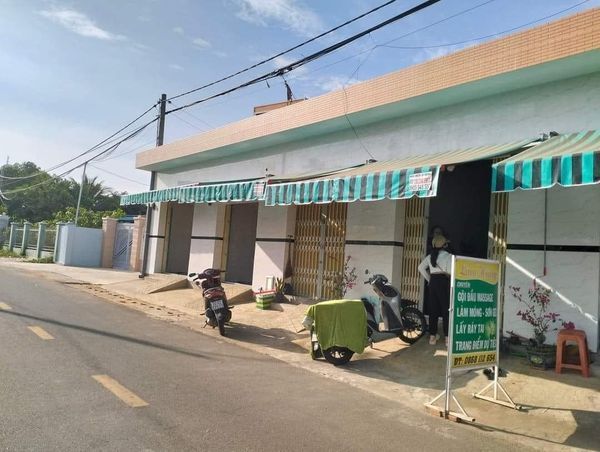 Cuối năm chủ kẹt tiền cần bán gấp 5 căn kiot mặt tiền nhựa Long tân đất đỏ