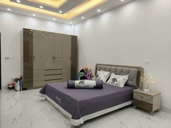 Đẹp XUẤT XẮC LUÔN Cần bán ngôi nhà 3 tầng( lô góc) Hai Vân, tp Bắc Ninh.