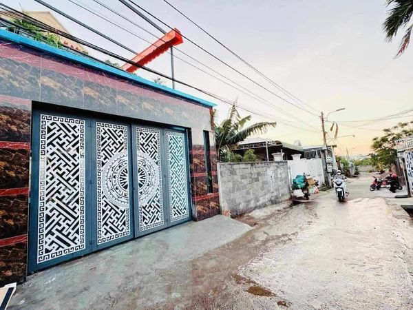 BÁN CĂN NHÀ MÊ MỚI HOÀN THIỆN HẺM TRẦN QUÝ CÁP - PHƯỜNG TỰ AN - TP BUÔN MA THUỘT