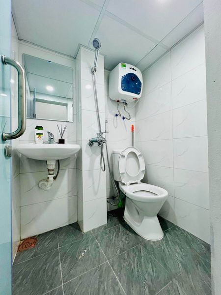 CẦN BÁN CĂN HỘ TẬP THỂ PHỐ VỌNG - GIẢI PHÓNG - NHÀ ĐẸP