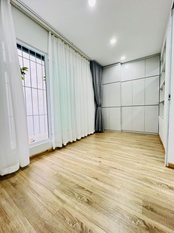 CẦN BÁN CĂN HỘ TẬP THỂ PHỐ VỌNG - GIẢI PHÓNG - NHÀ ĐẸP