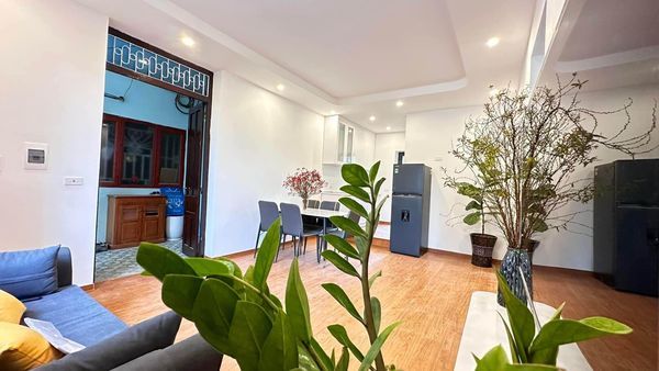 CẦN BÁN CĂN HỘ TẬP THỂ ĐẠI HỌC SƯ PHẠM ĐƯỜNG TRẦN QUỐC HOÀN - CẦU GIẤY