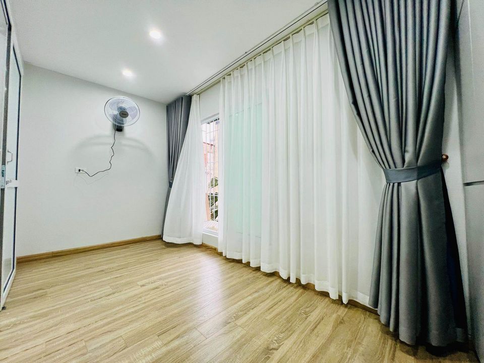 CẦN BÁN CĂN HỘ TẬP THỂ PHỐ VỌNG - GIẢI PHÓNG - NHÀ ĐẸP