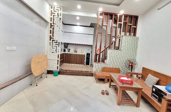 BÁN NHÀ TRUNG TÂM HUYỆN THANH TRÌ - VIỆN QUY HOẠCH RỪNG - SÁT TECO - 2,75 T.Ỷ