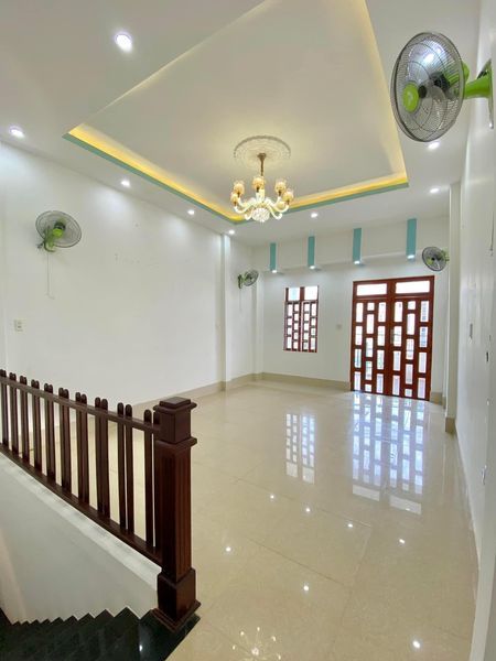 NHÀ MẶT TIỀN DT RỘNG VỊ TRÍ ĐẸP GẦN ĐẠI HỌC CÔNG NGHỆ BẾ VĂN ĐÀN P. AN HOÀ