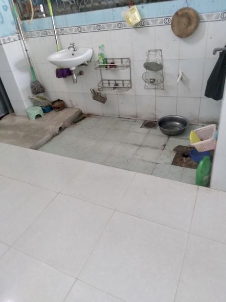 Bên mình còn 1 phòng trọ mới trả ở gần vòng xoay Lotte, trên đường Hùng Vương Phan Thiết Bình Thuận