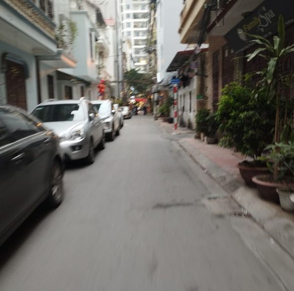 CẦU GIẤY - PHÂN LÔ - Ô TÔ - 2 THOÁNG - 76M - Ở , KINH DOANH ĐỀU TUYỆT VỜI - NHỈNH 12 TỶ