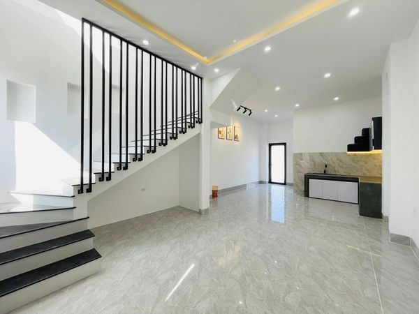NHÀ TRỆT LẦU 2 MẶT TIỀN - ĐƯỜNG 30/4 SÓC TRĂNG