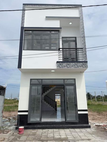 BÁN NHÀ 1 TRỆT 1 LẦU HƯỚNG NAM ĐƯỜNG SỐ 5, KDC TRÀNG AN TP BẠC LIÊU.