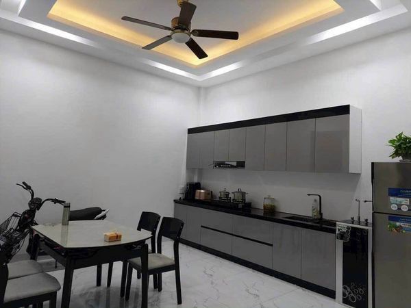 Đẹp XUẤT XẮC LUÔN Cần bán ngôi nhà 3 tầng( lô góc) Hai Vân, tp Bắc Ninh.