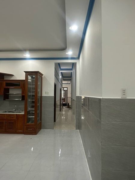 CHO THUÊ NHÀ MỚI TINH 1TRỆT 1 LẦU LỘ Ô TÔ PHƯỜNG 2 THÀNH PHỐ VĨNH LONG