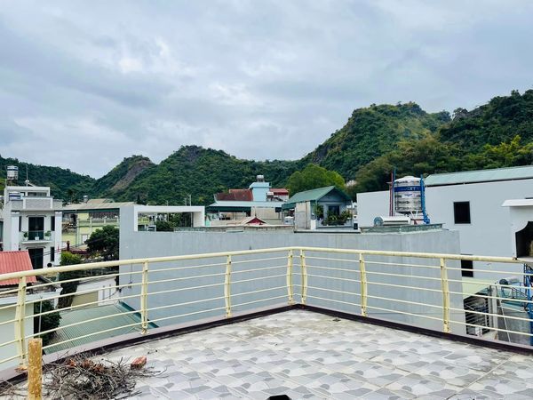 BÁN NHÀ RẺ HƠN GIÁ THỊ TRƯỜNG GẦN 1 TỶ Vị trí: tổ 12 quyết thắng, mặt đường nguyễn du