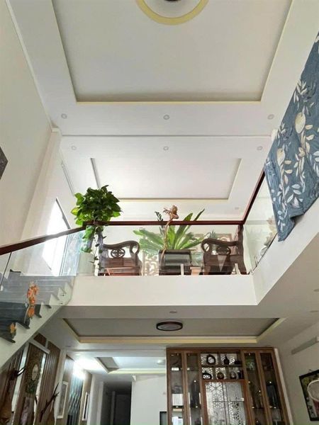 Nhà 1 mê Y MOAN kinh doanh được giá chỉ 2ty450