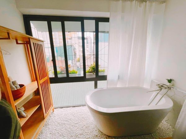 CẦN BÁN CĂN HỘ TẬP THỂ PHỐ HÀNG VÔI HỘ KHẨU HOÀN KIẾM - PHỐ CỔ