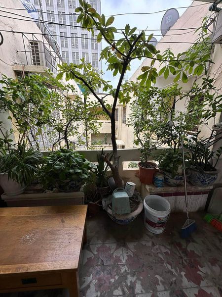 CẦN BÁN CĂN HỘ TẬP THỂ PHỐ HÀNG VÔI HỘ KHẨU HOÀN KIẾM - PHỐ CỔ