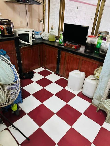 Cần bán nhà 3 tầng vj trí 1 đường đại lộ Nguyễn thái học Gần Vincom
