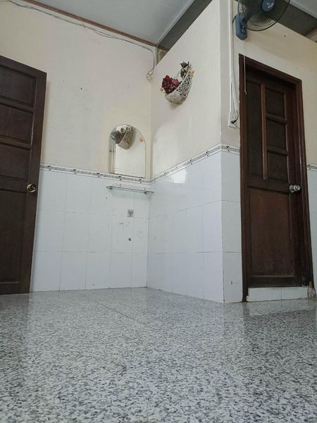 Nhà cho thuê nguyên căn khu vực Mỹ Bình nhà 1 trệt 1 lầu 2 phòng ngủ.