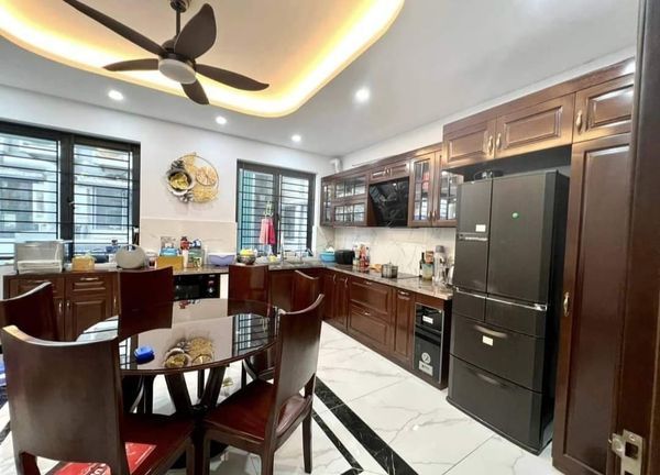 CẦU GIẤY - PHÂN LÔ - Ô TÔ - 2 THOÁNG - 76M - Ở , KINH DOANH ĐỀU TUYỆT VỜI - NHỈNH 12 TỶ