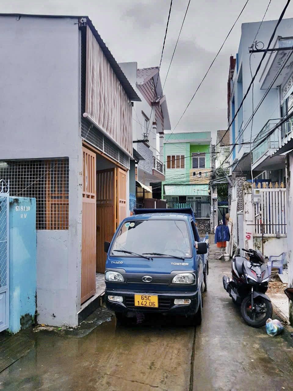 Cho thuê Trệt lầu 5 triệu/tháng- 2 Phòng ngủ, 3 toilet Hẻm 8, Đinh Tiên Hoàng, Ninh Kiều
