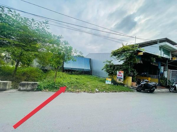 Bán mặt tiền Dương Thiệu Tước, phường Thuỷ Dương, Tp.Huế giá chỉ 2,8 Tỷ kinh doanh tốt