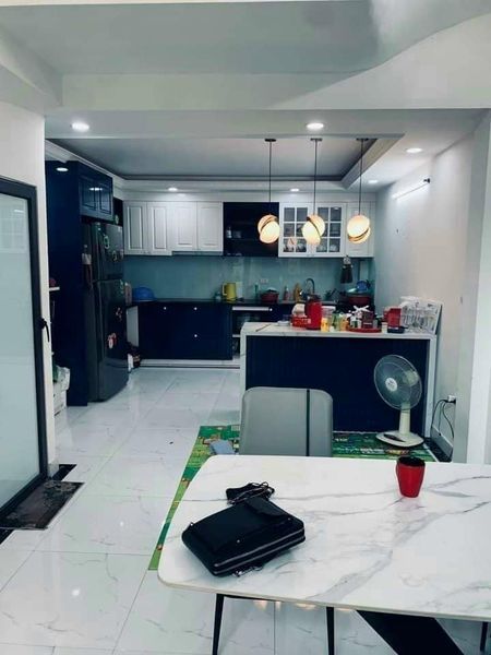 Bán nhà Linh Đàm lô góc ô tô tải đỗ cửa Kinh doanh online, làm văn phòng