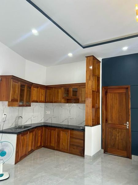 Nhà 3 tầng lô góc 2 mặt tiền Vĩnh Ngọc hẻm 543 Lương Đình Của ngay UBND xã Vĩnh Ngọc gần chợ