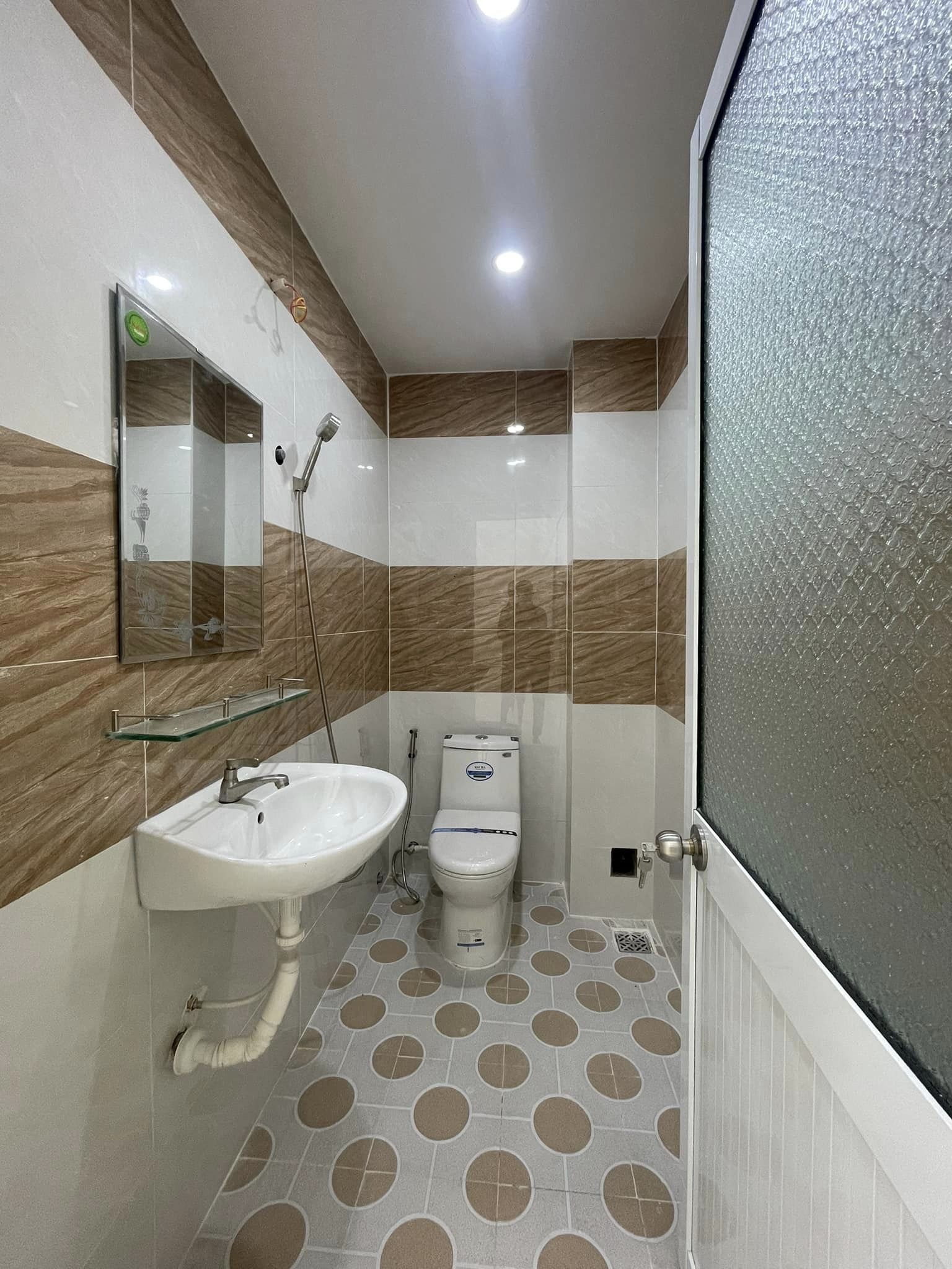 Bán nhà GIÁ CHỈ: 990 TRIỆU Bao sang tên kdc Sơn Thủy, P. Long Hoà Q. Bình Thuỷ TP Cần Thơ