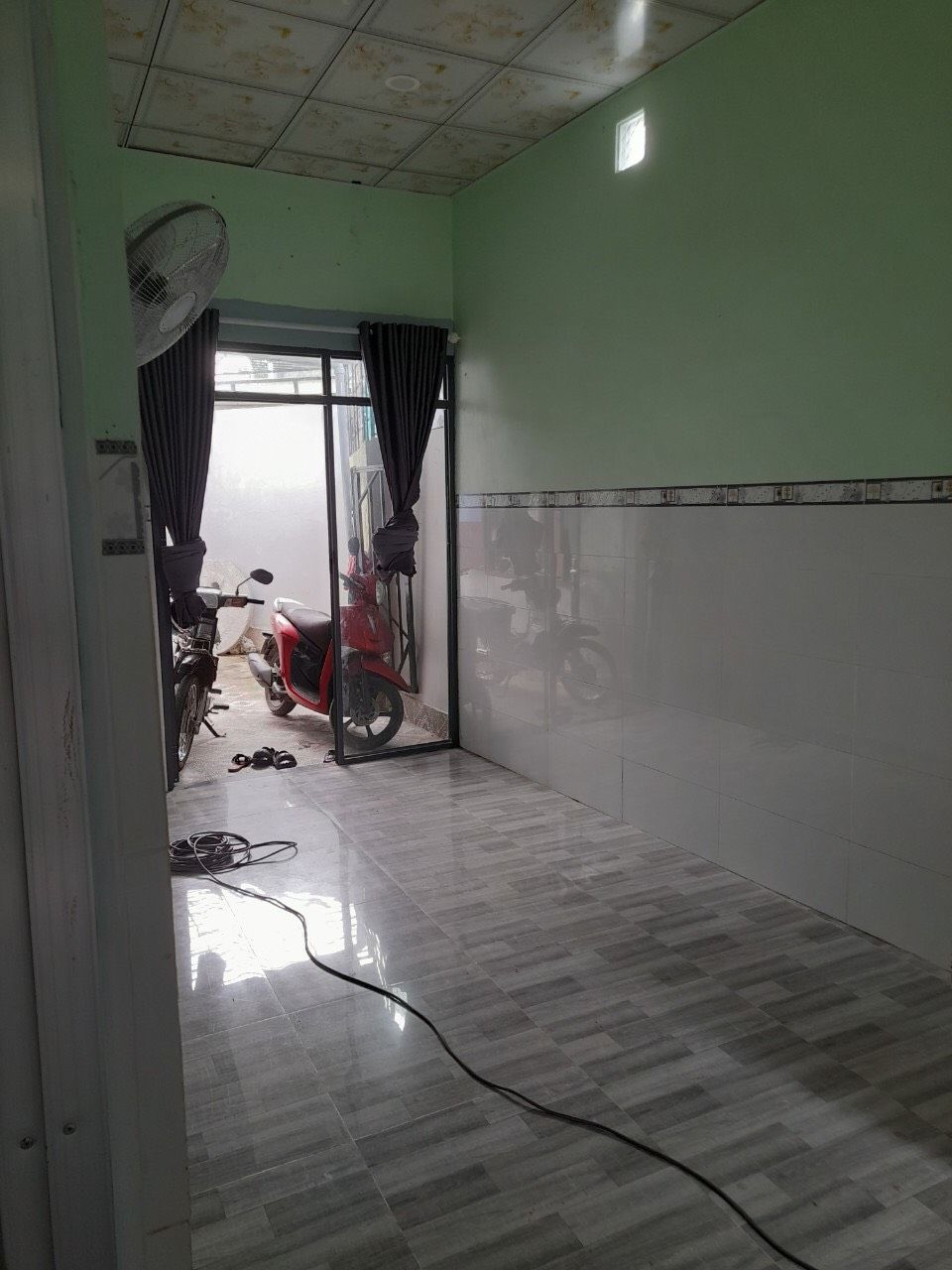 Nhà cho thuê nhà nguyên căn địa chỉ: Hẻm 17, Trần Khánh Dư, phường Phú Trinh diện tích 180m2