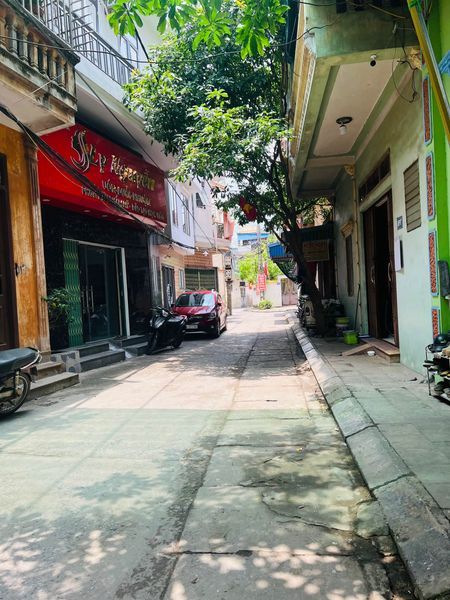 Bán nhà 2 tầng đường Trần Huy Liệu Nam Định gần cửa hàng TUẤN THUÝ