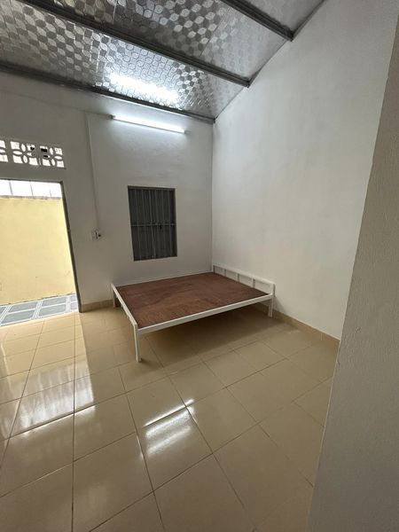 CHO THUÊ PHÒNG TRỌ Địa chỉ: tổ 17, phường tân thịnh Khu công nghiệp bờ trái sông đà