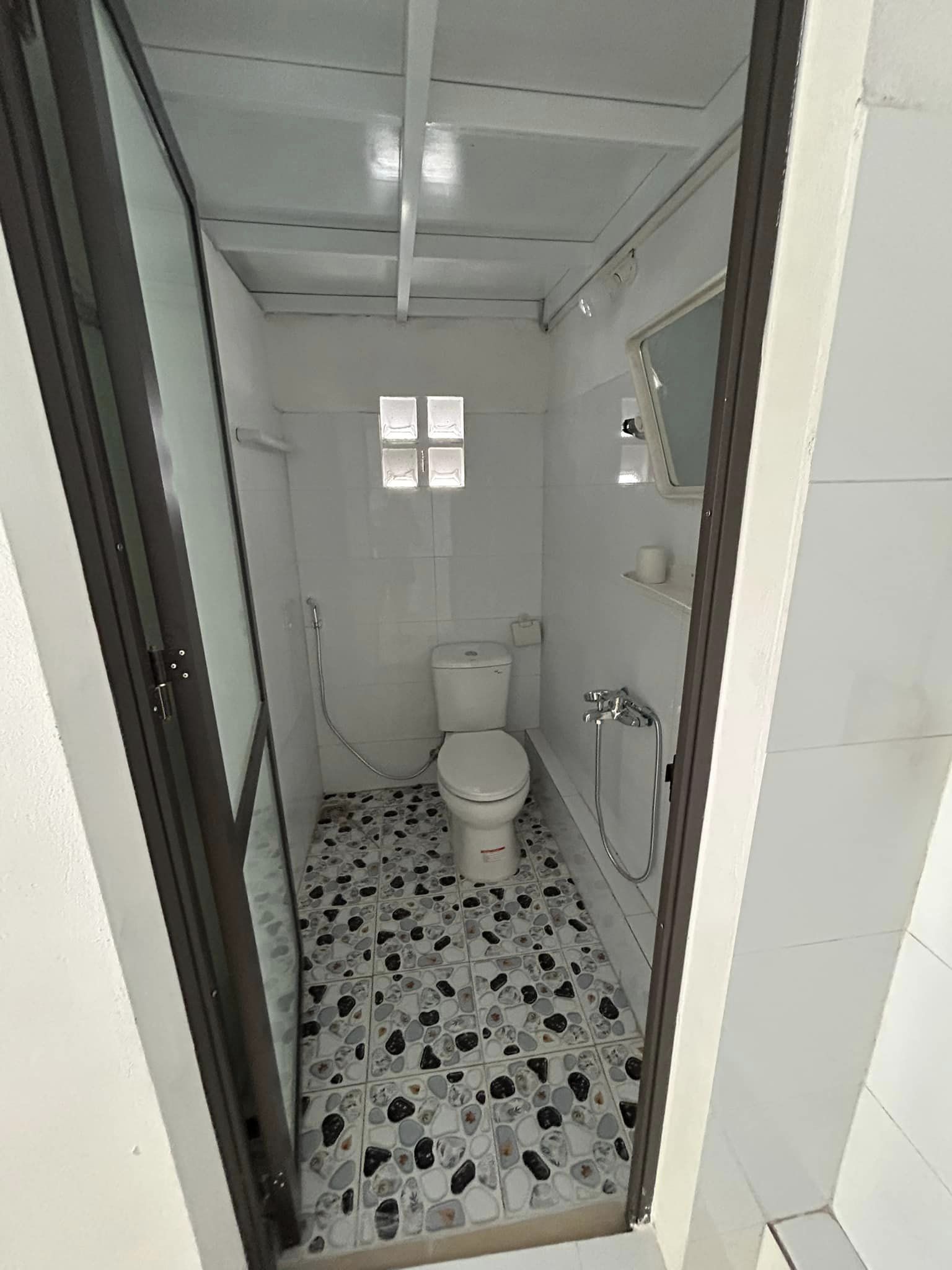 CHO THUÊ PHÒNG TRỌ Địa chỉ: tổ 17, phường tân thịnh Khu công nghiệp bờ trái sông đà