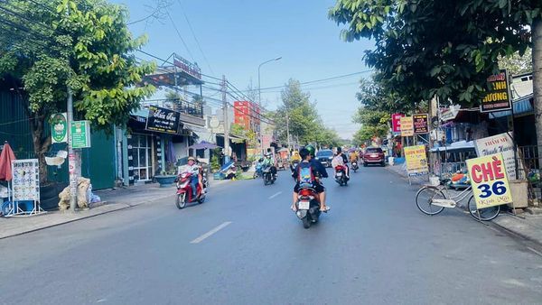 Bán Gấp Mặt Tiền Huỳnh Dân Sanh Góc 2 Mặt Tiền Đường VIP Số 1 P. long Bình _ Biên Hòa _ Đồng Nai