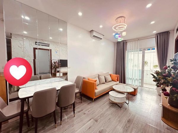 Chính chủ cần sang nhượng căn thương mại 2 ngủ full đồ toà 15 tầng, chung cư Quang Minh, Bắc Giang