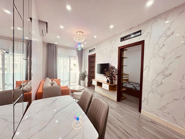 Chính chủ cần sang nhượng căn thương mại 2 ngủ full đồ toà 15 tầng, chung cư Quang Minh, Bắc Giang