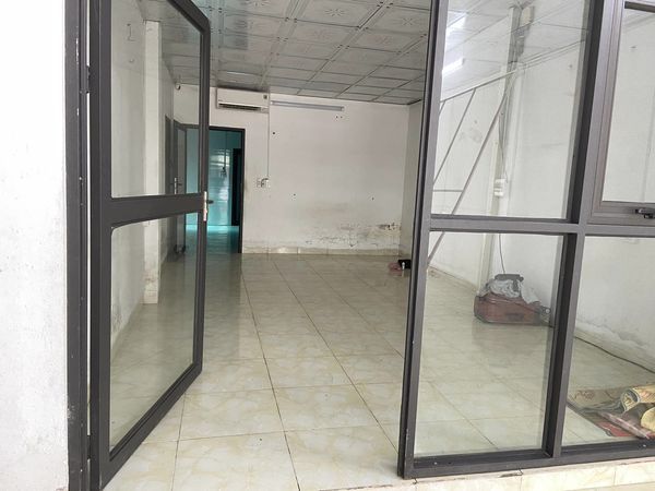 Do không có nhu cầu sử dụng cần cho thuê nhà cấp 4 gác lửng 100m2 đường Nhạc Sơn - Kim Tân