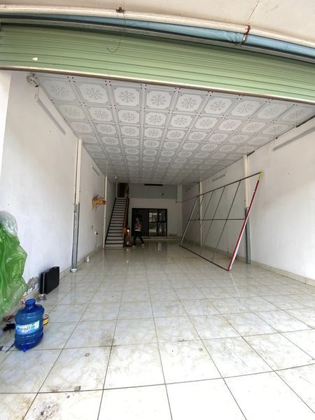 Do không có nhu cầu sử dụng cần cho thuê nhà cấp 4 gác lửng 100m2 đường Nhạc Sơn - Kim Tân