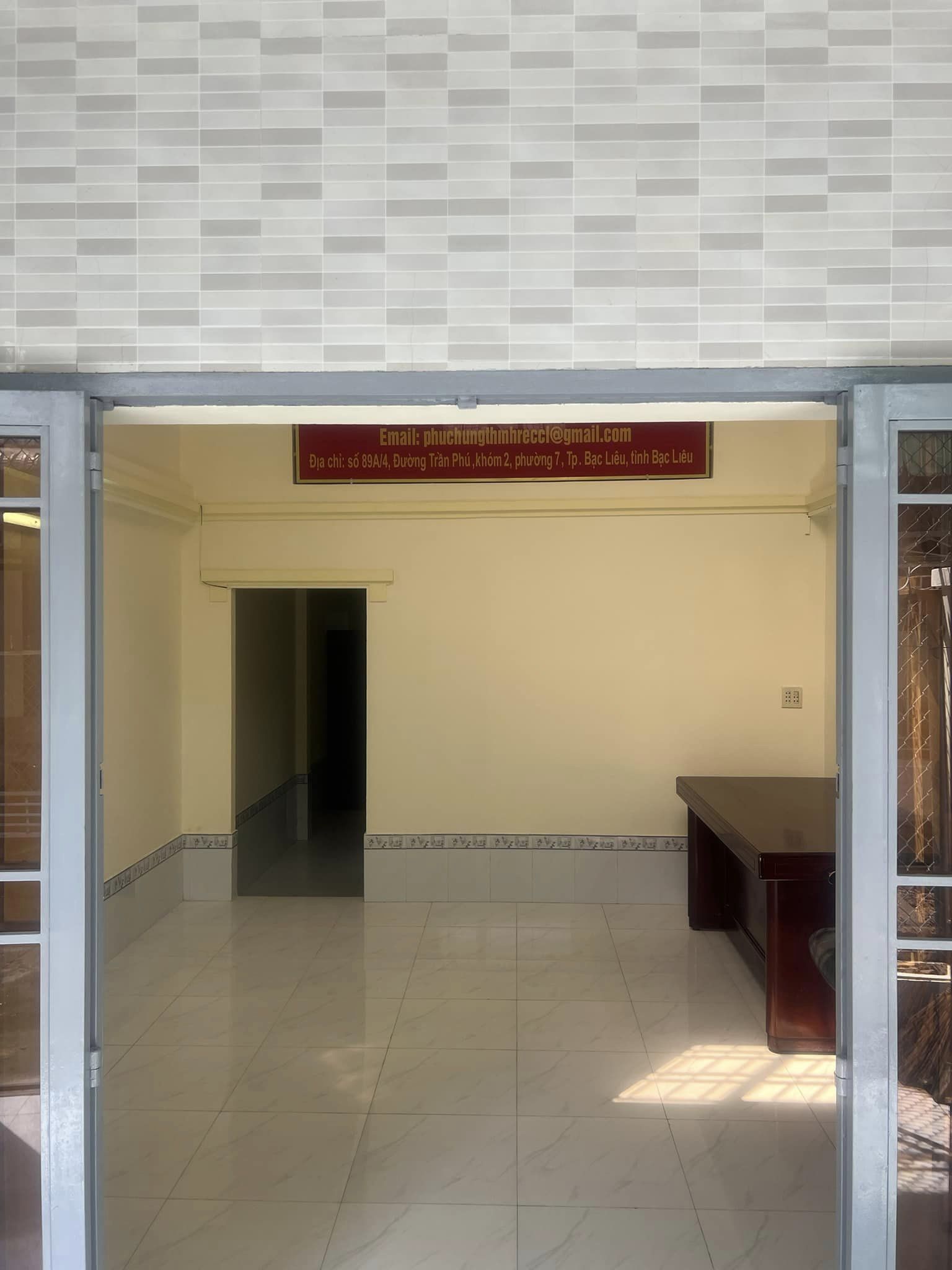 Cho thuê nhà nguyên căn Phường 7 BL Nhà có 1 phòng khách, 2 phòng ngủ, 1 phòng bếp, 1 WC và sân sau