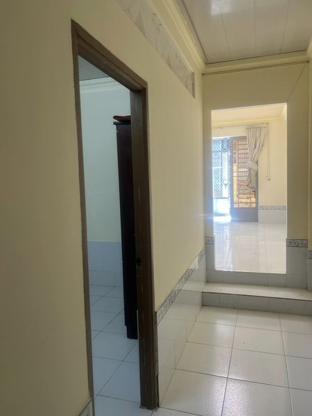 Cho thuê nhà nguyên căn Phường 7 BL Nhà có 1 phòng khách, 2 phòng ngủ, 1 phòng bếp, 1 WC và sân sau