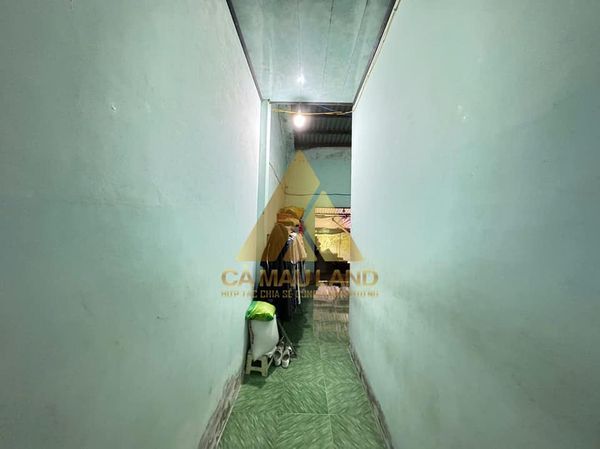 Nhà cấp 4 giá 1.35tỷ có 234m2 thổ cư rộng rãi thoáng mát cách ủy ban xã Lý Văn Lâm 800m